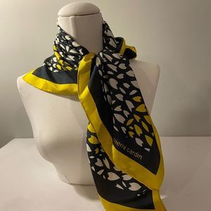 Pierre Cardin vintage scarf